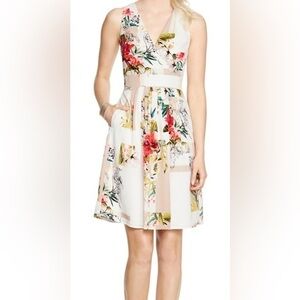 White House Black Market Dress Womens 2 Petite White Floral Catalina Fit & Flare
